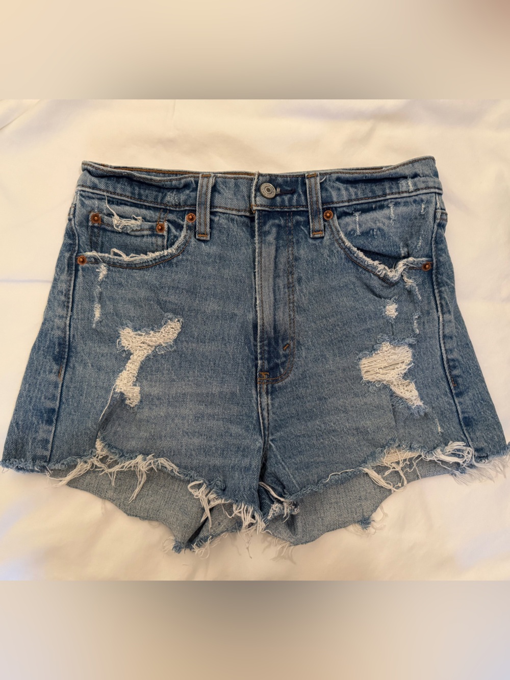 Abercrombie High Rise Mom Shorts Distressed Denim Shorts Size 27 or 4
